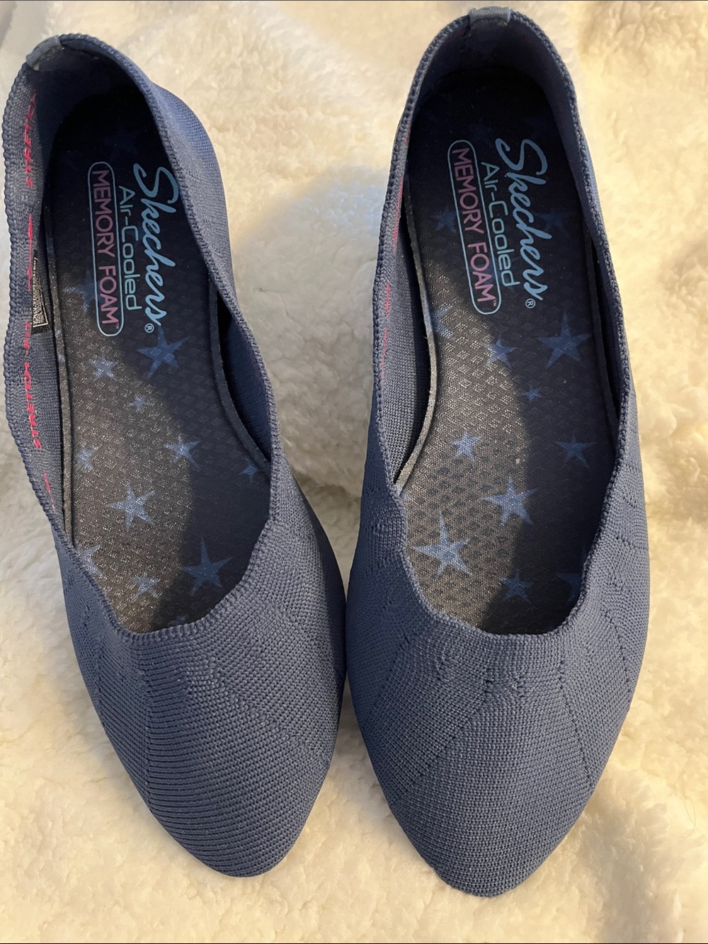 Skechers Women's Navy Knit Slip-On Flats with Memory Foam Sz 7.5